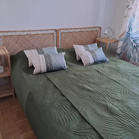 Kiva Asunto Vaeaeksyn Kanavalla Asikkala (Southern Finland)