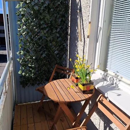 Kiva Asunto Vaeaeksyn Kanavalla Apartment *