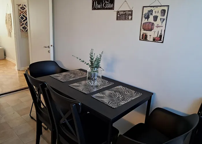 Kiva Asunto Vaeaeksyn Kanavalla Asikkala (Southern Finland)